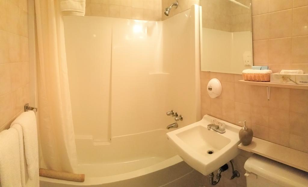 Drummond Lodge Williams Lake Esterno foto